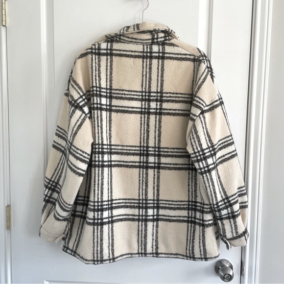 Princess Polly Melda Jacket Check in Beige / Black - Picture 4 of 7